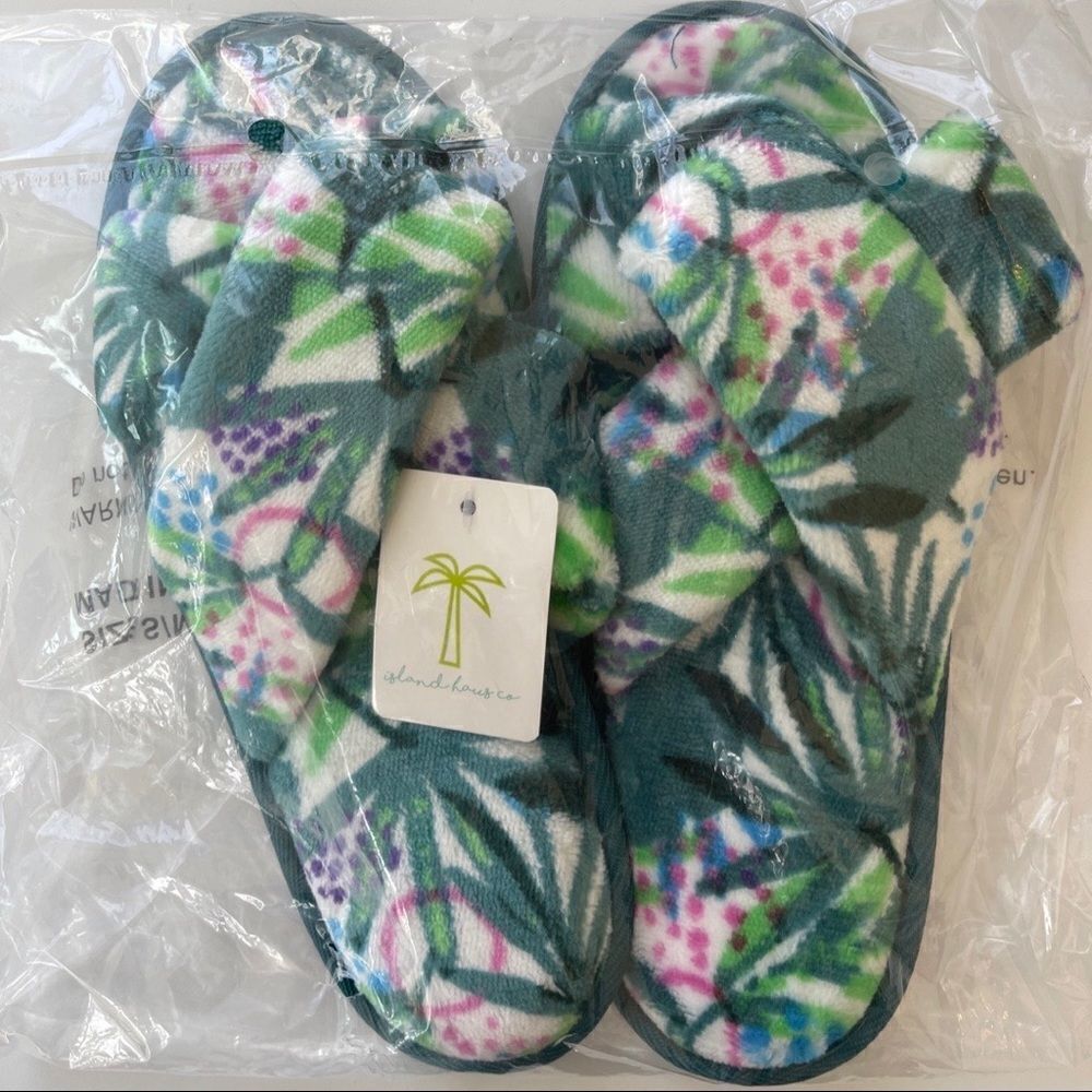 Island Time Slippers  - Picture 8 of 8